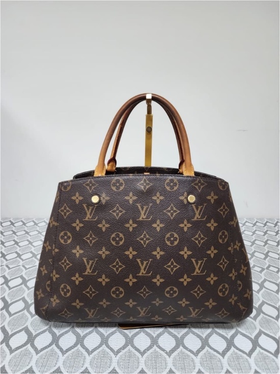 Authentic LOUIS VUITTON Monogram Canvas Montaigne MM Bag Brown - Picture 4 of 13